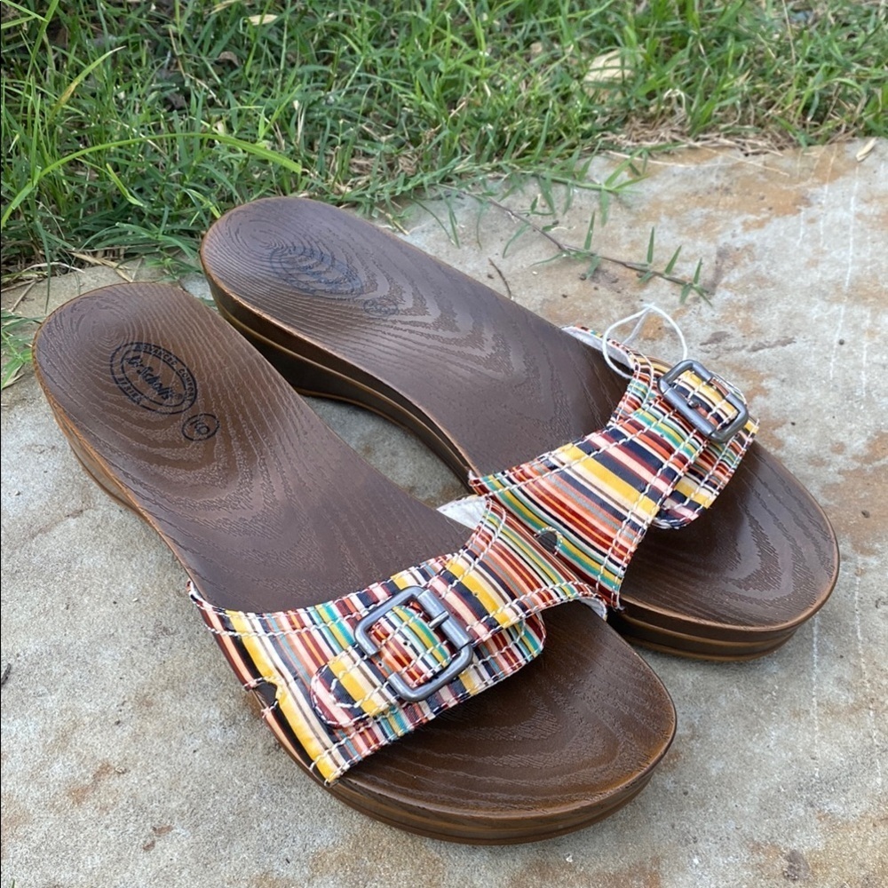 Dr. Scholls faux wood slip on sandals colorful stripe gold tone buckle womens 9